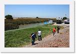 alviso52 * The photo team in action * 873 x 582 * (340KB)