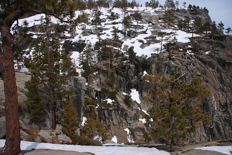 yosemite2010_144.JPG - Lots of snow.