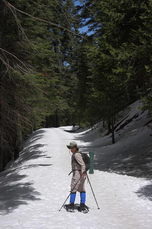 yosemite2010_222.JPG - It was sunny and pleasant.